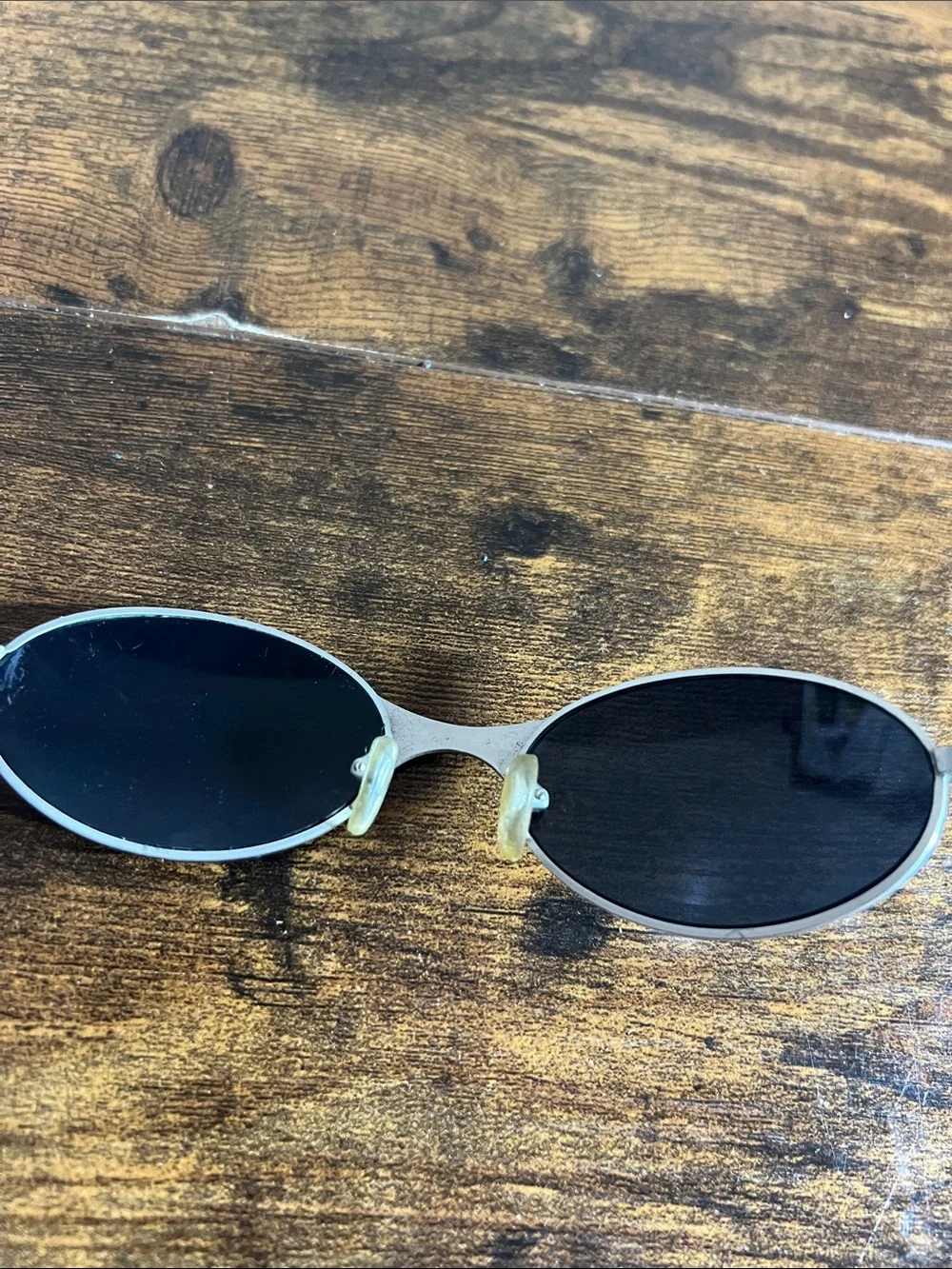 Oakley’s damaged lots